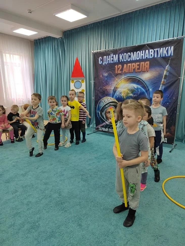 В дошкольном отделении МОУ "Рождественская СОШ" прошел праздник, посвящённый 65-й годовщине первого 