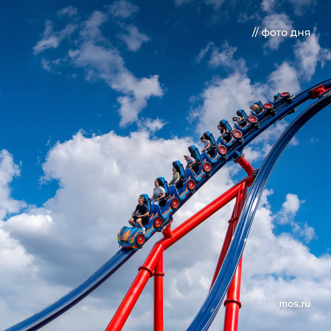 🎢 Более 20 аттракционов работают на уличной части парка развлечений «Остров мечты». Та...