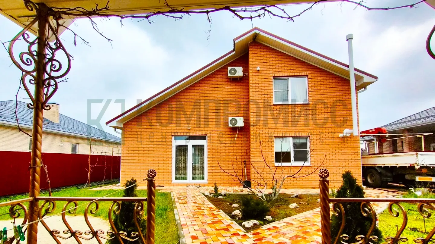🏠 ID 133301609 Адрес: Краснодарский край, Динской р-н, ст-ца Динская  📍 Дом с баней и уютным садом  