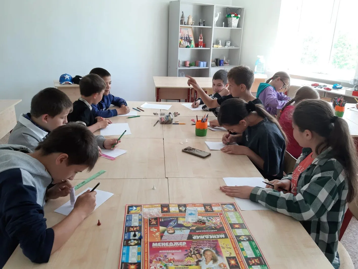10.06 
На профильной смене ребята говорили о важных человеческих качествах — доброте, чуткости, отзы