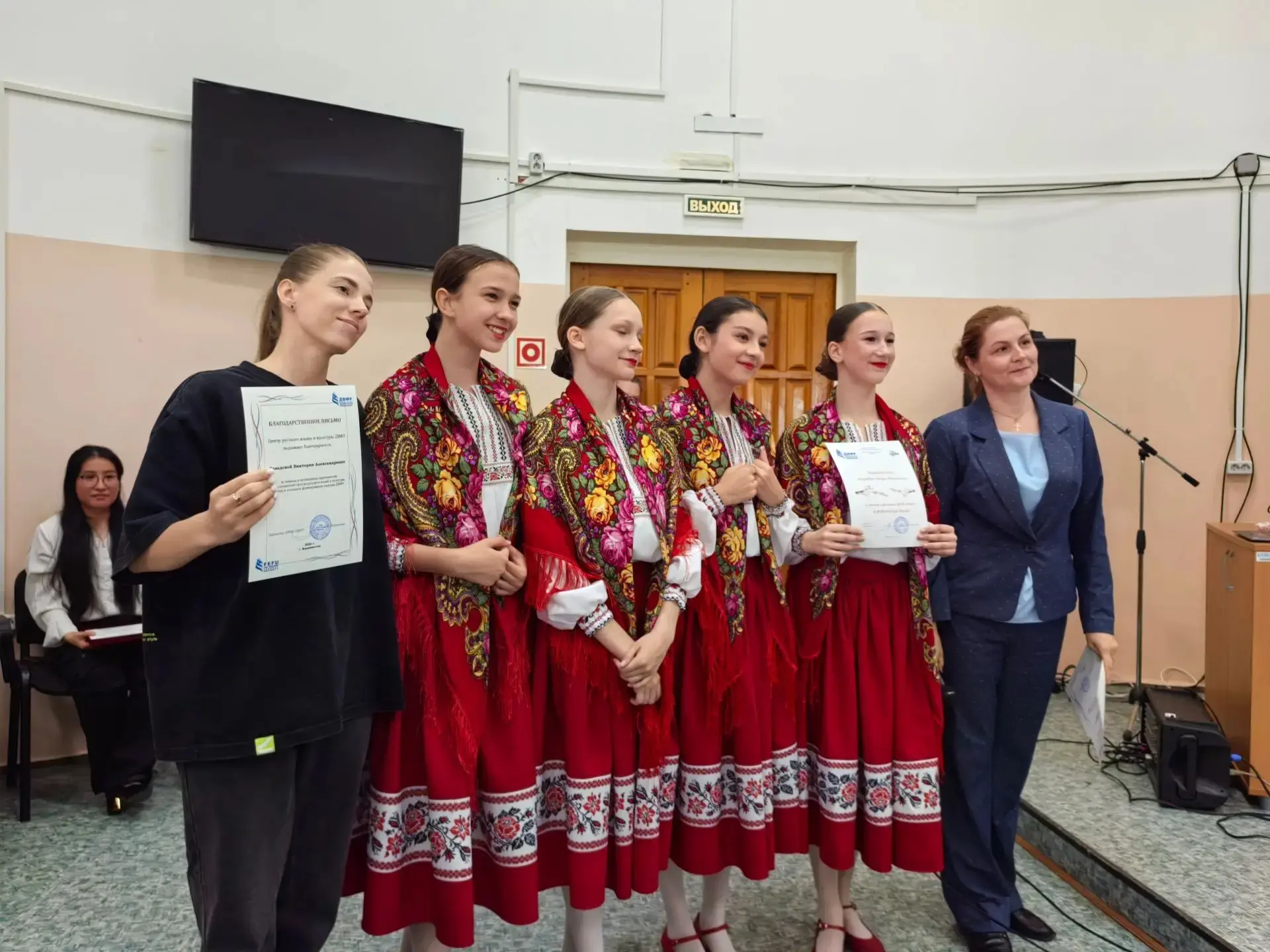 Вчера наши русские красавицы участвовали в мероприятии ""Студенческая весна ""