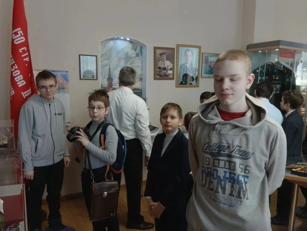 1 февраля 2026 года в рамках плана работы местного отделения "Юнармия" по Кировскому району  обучающ