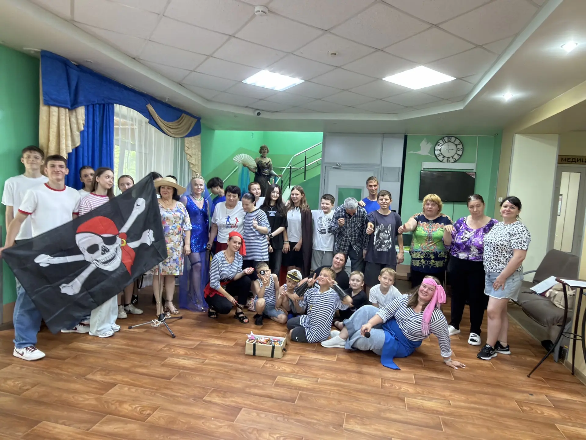 ♥️Море улыбок и тёплых объятий: наш квест в доме-интернате!
⁣
🔅Наш  волонтёрский отряд вместе с реб