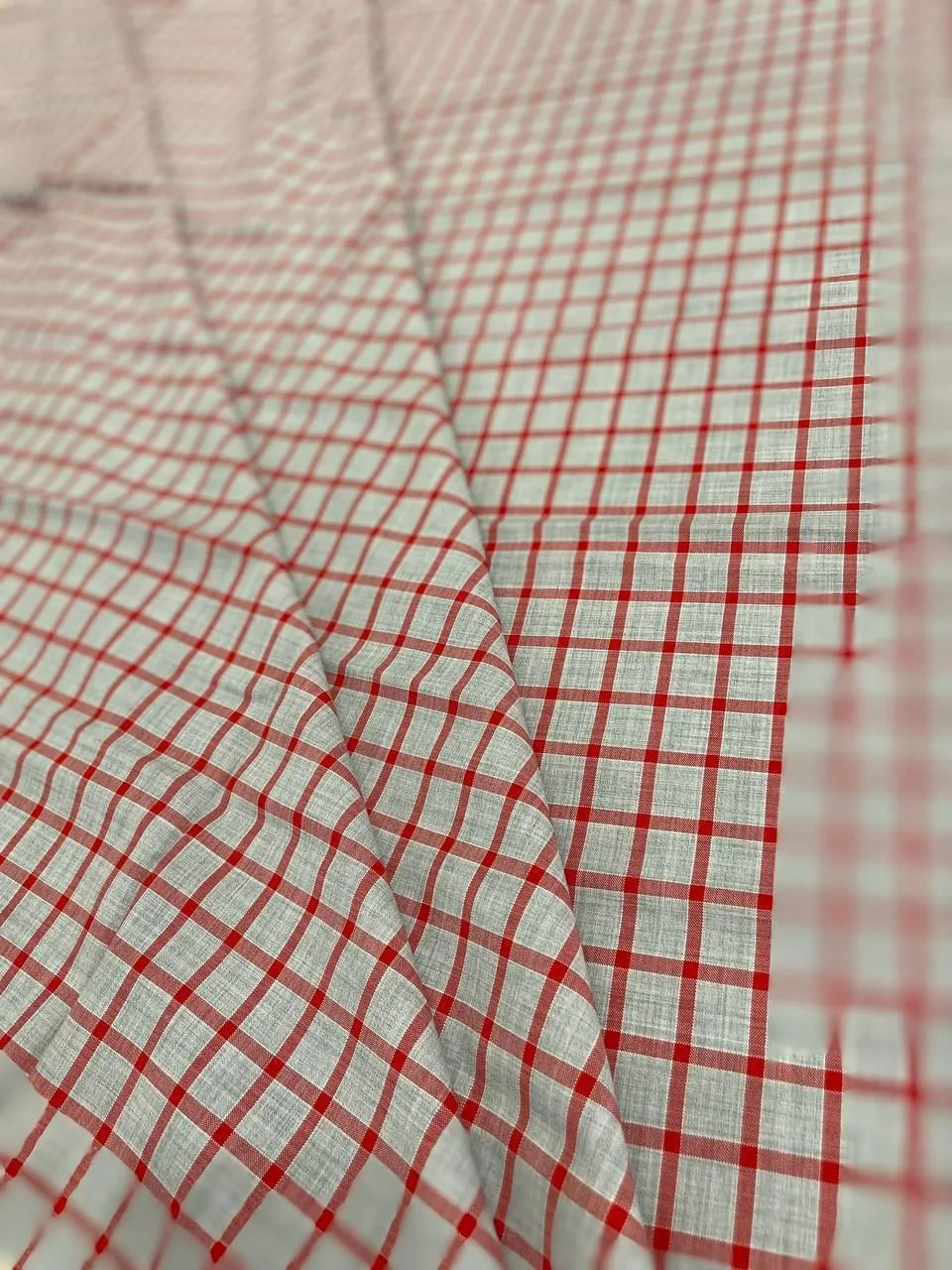 🧣Тонкая костюмная шерсть . Гладкая, приятная на ощупь. Почти не мнется