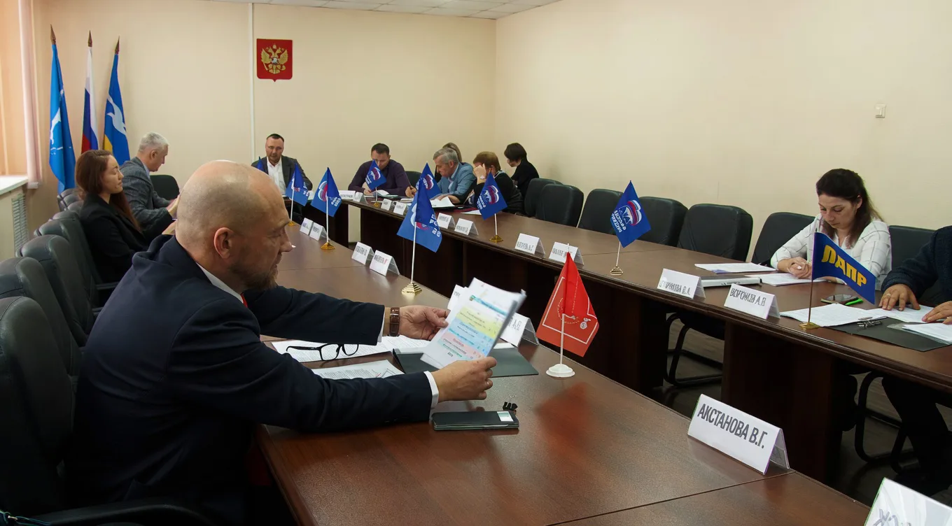 «Инфляция — 7%, тариф — плюс 38%»: в Охе раскритиковали повышение взносов на капремонт  Рост взносов