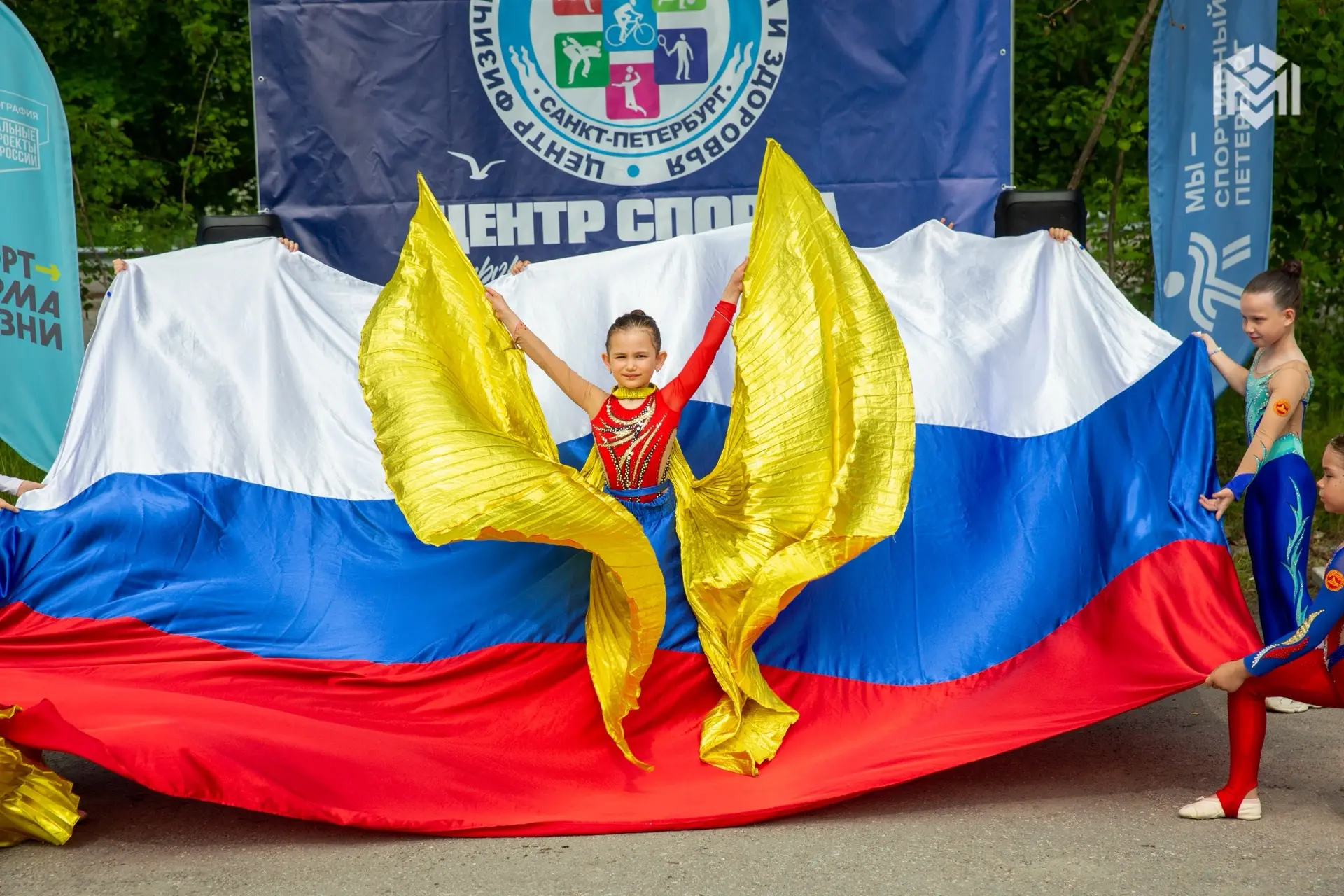 День России начался активно и спортивно!

Велопробег, посвящённый Дню России, проводится с 2021 года