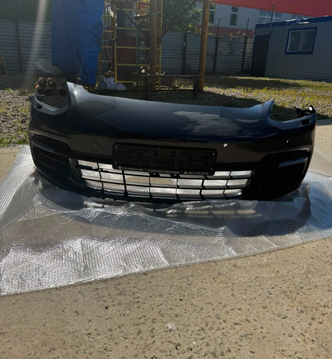 Продаю бампер в сборе От Porcshe panamera 971, оригинал.