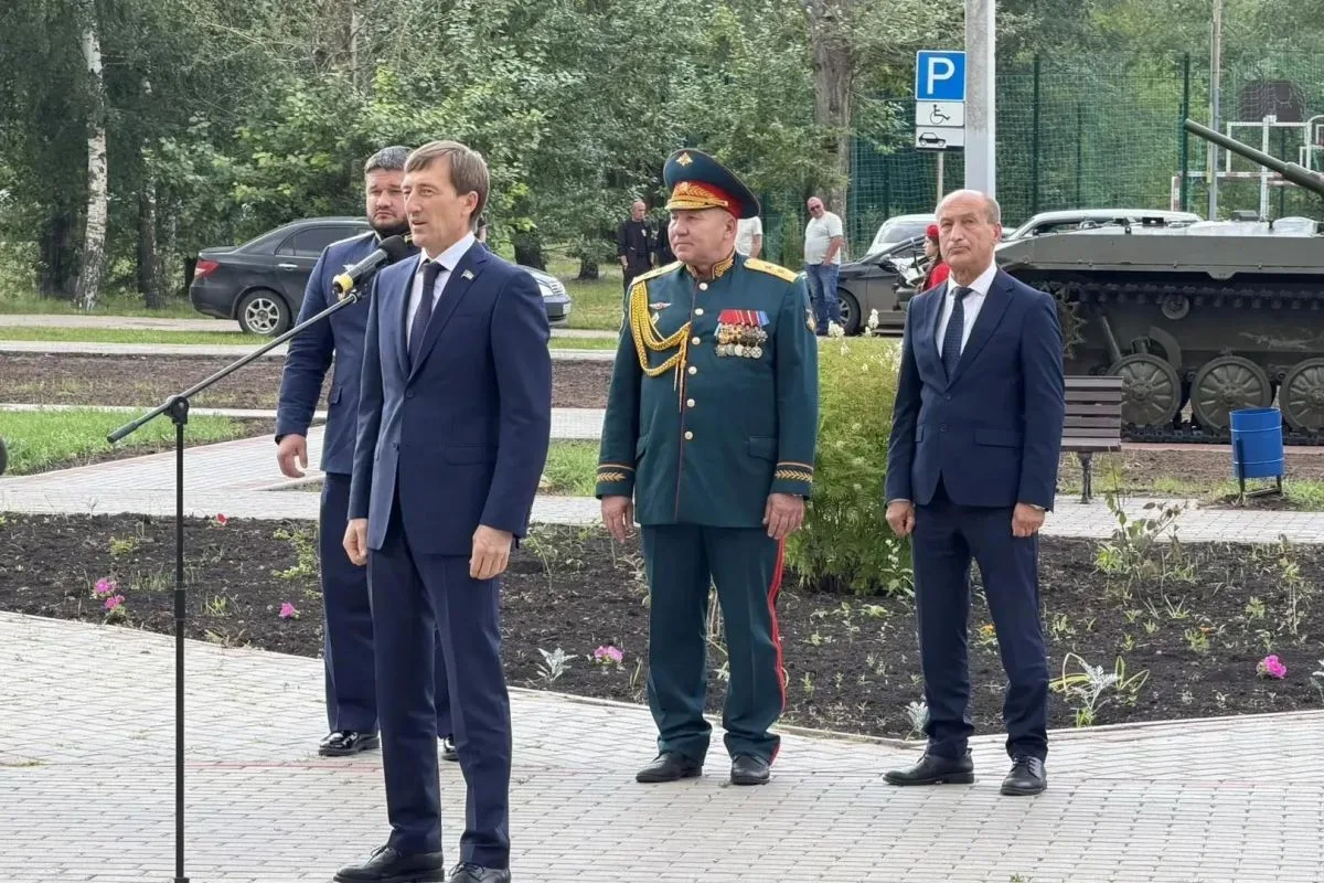 В Кинельском районе открыли памятник ветеранам боевых действий