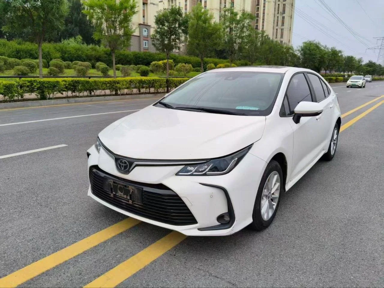 🚘 TOYOTA COROLLA