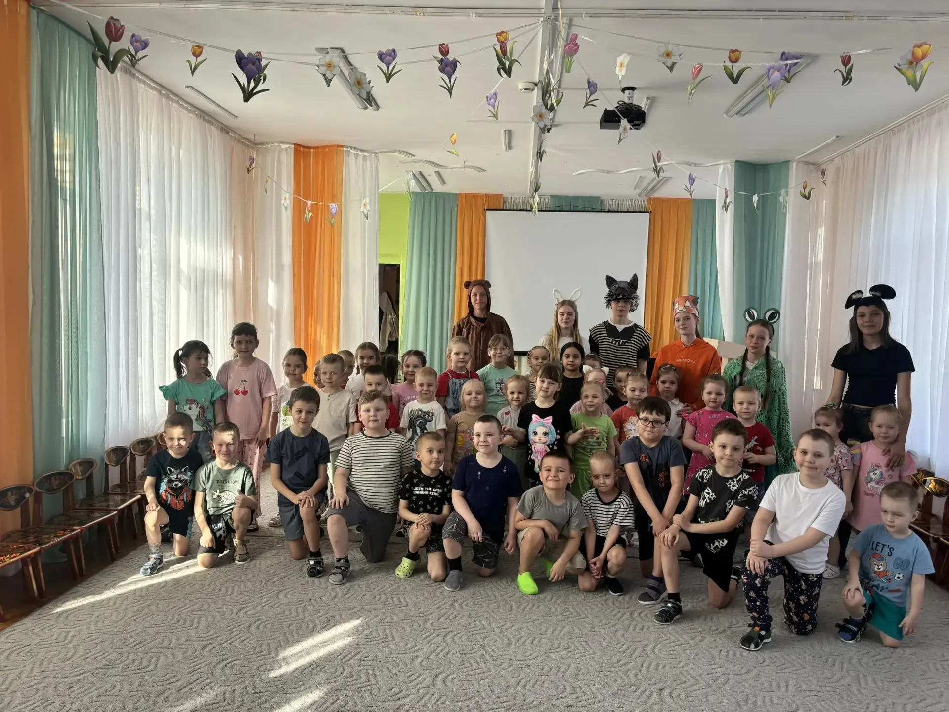 #ГодЕдинстваНародовРоссии🇷🇺 🎭  Театральная студия «СуперДвиж»  с новой постановкой — музыкальной ска