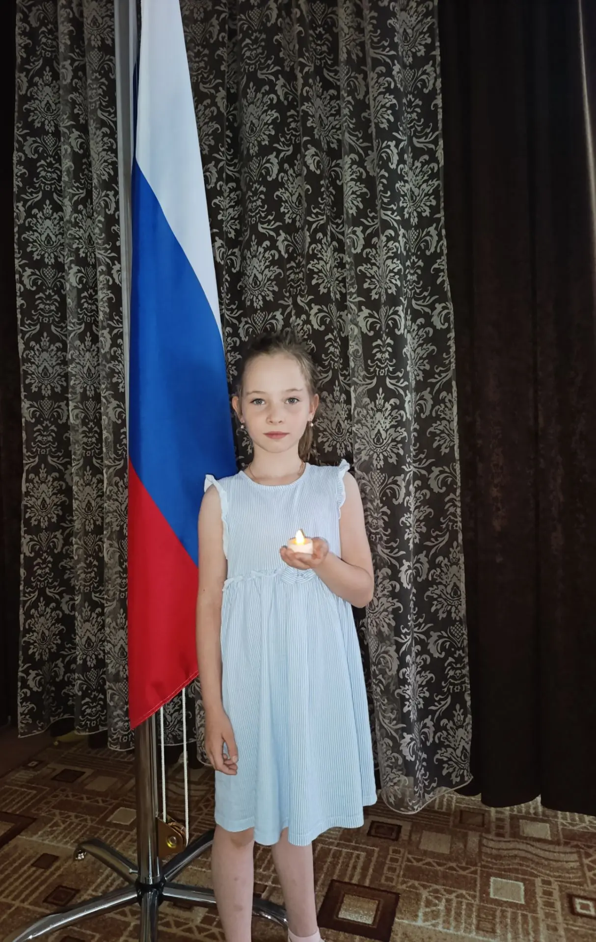 Воспитанница группы "Колосок" Бескровная Анастасия принимает участие в акции "Свеча Памяти"

#ДеньПа