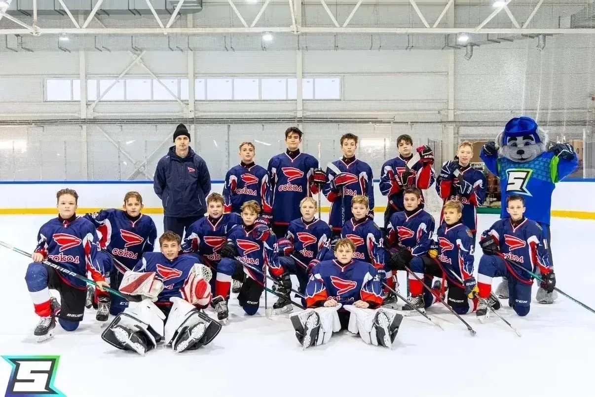 🏒🥅 💥⚡️Поздравляем ребят команды «СОКОЛ 2012» с серебряными медалями🥈🏆 в первенстве Сибирского Федера
