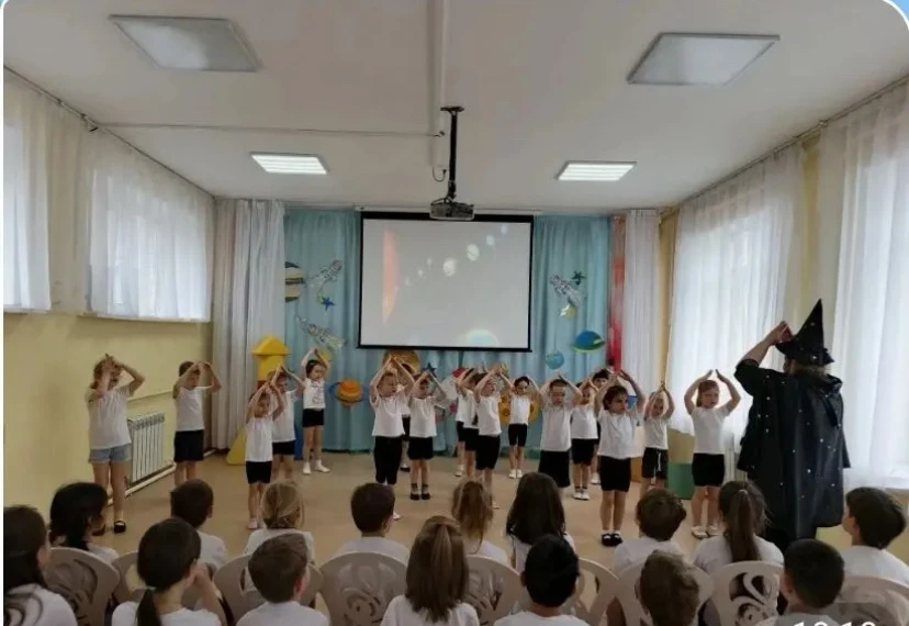 «Космическое приключение в детском саду: как мы готовились стать юными космонавтами» 👫🚀  🪐День космо