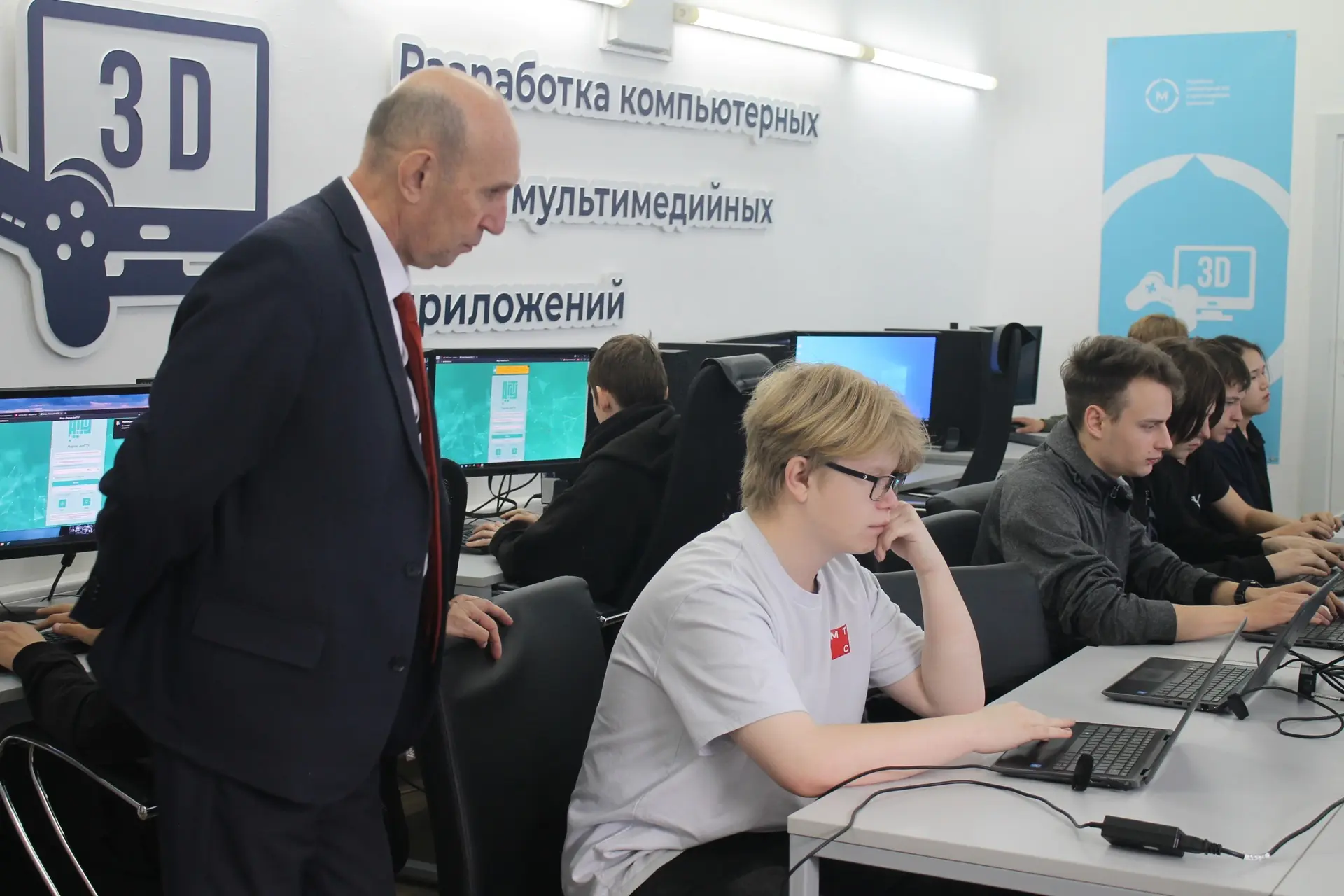 🔹На базе Политехнического колледжа им. М.З. Гнездилова состоялось тестирование выпускников в форме в