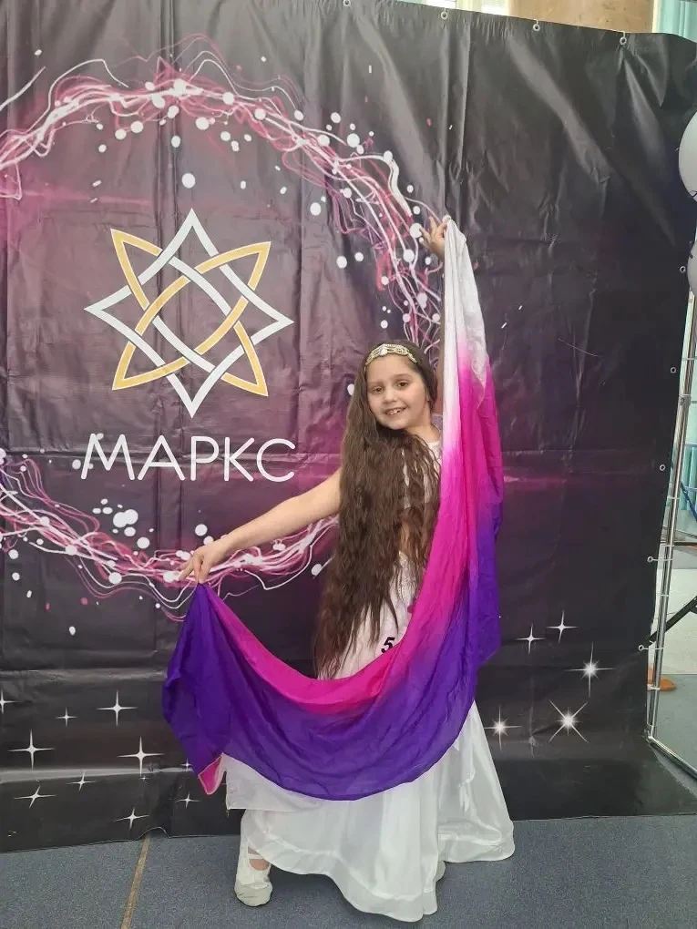ЗНАЙ НАШИХ 🤩 Крутько Елизавета выступила на соревнованиях по восточным танцам и заняла 🥈 место 🥳 А е