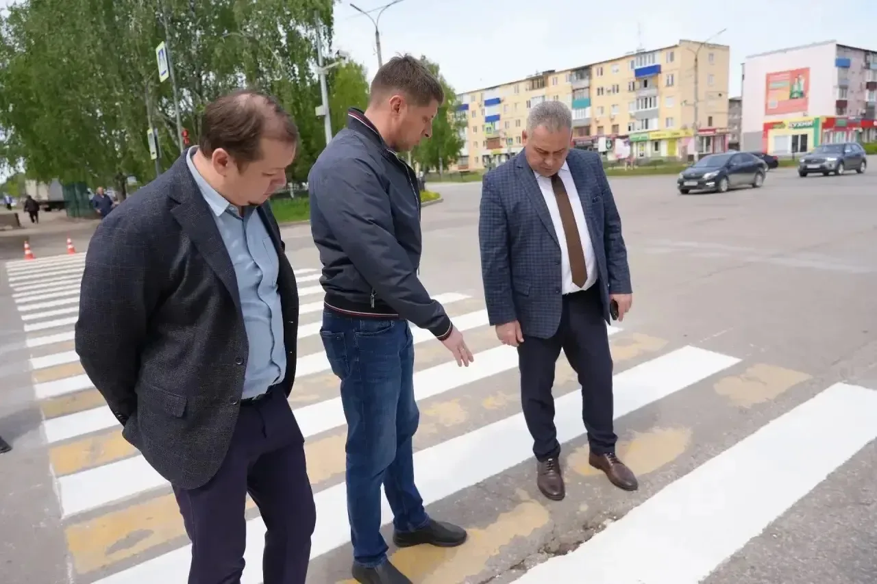 🛣️ Мэр Салавата лично проверил разметку на Островского: что сказал?  Глава города Марат Загидуллин п