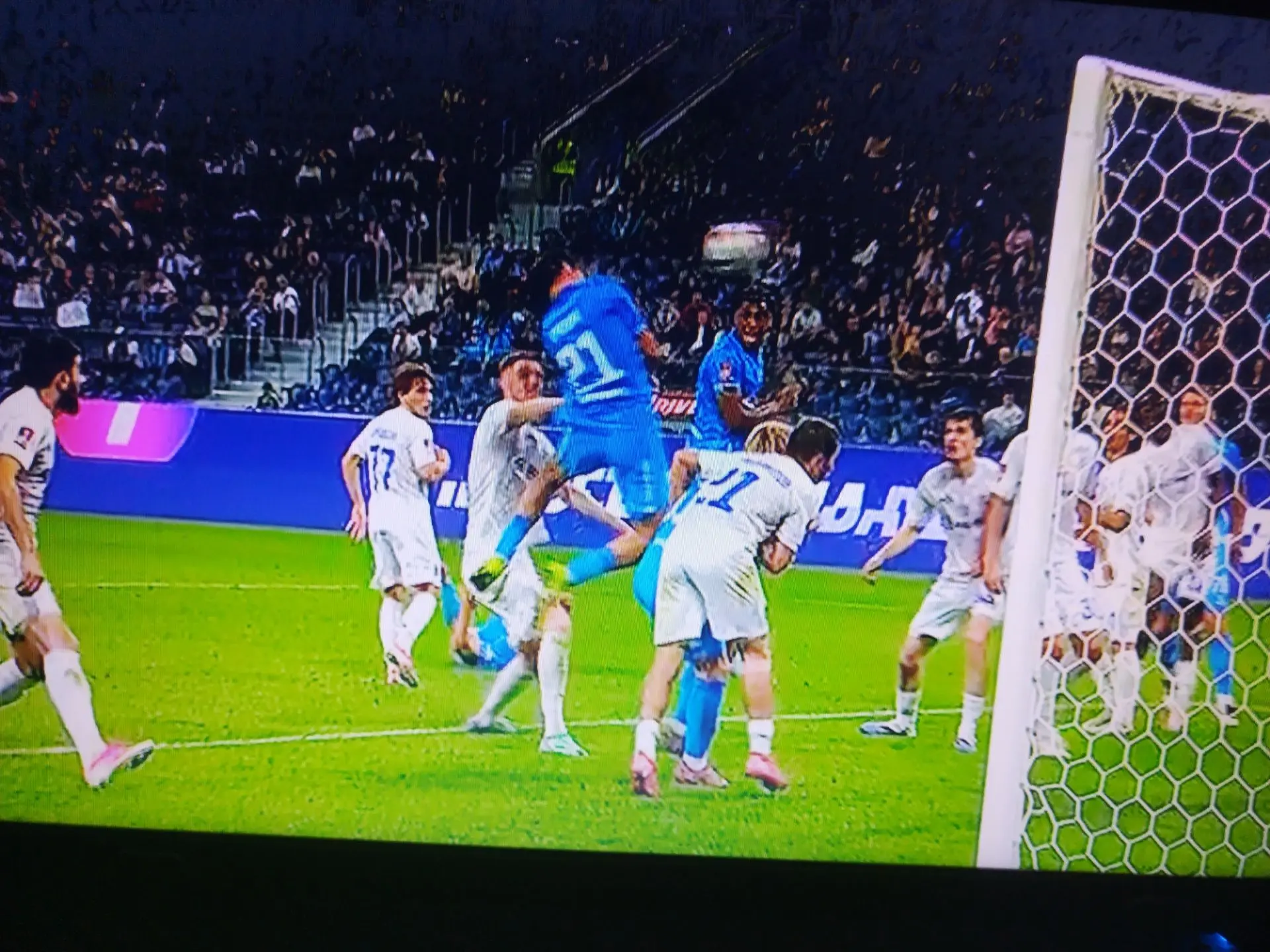 Гооооооол!!! Ерохин снова в деле!!! 3-0!!!