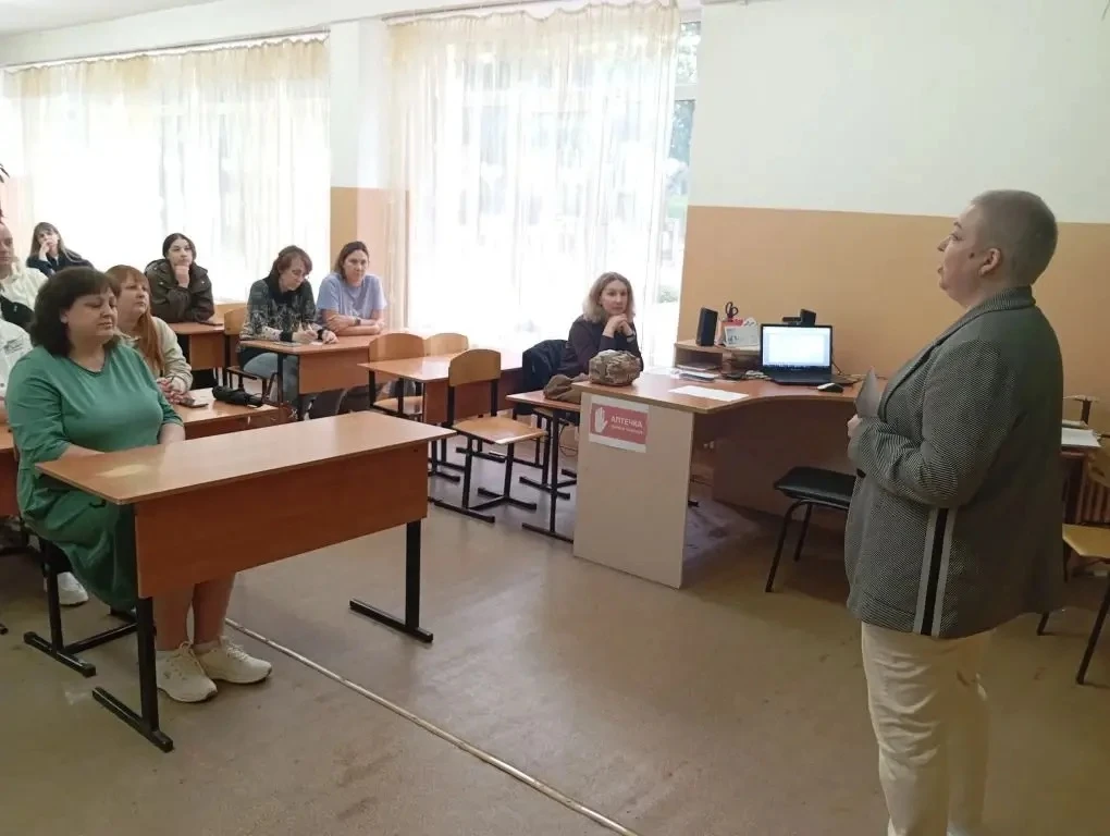14 мая в МБОУ СОШ №36 состоялось общешкольное родительское собрание, в котором приняла участие врач-