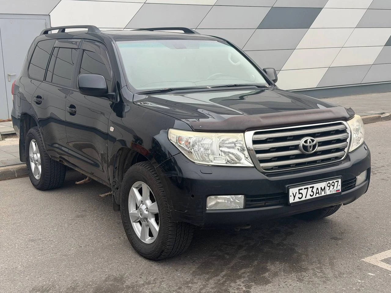 Toyota Land Cruiser 200