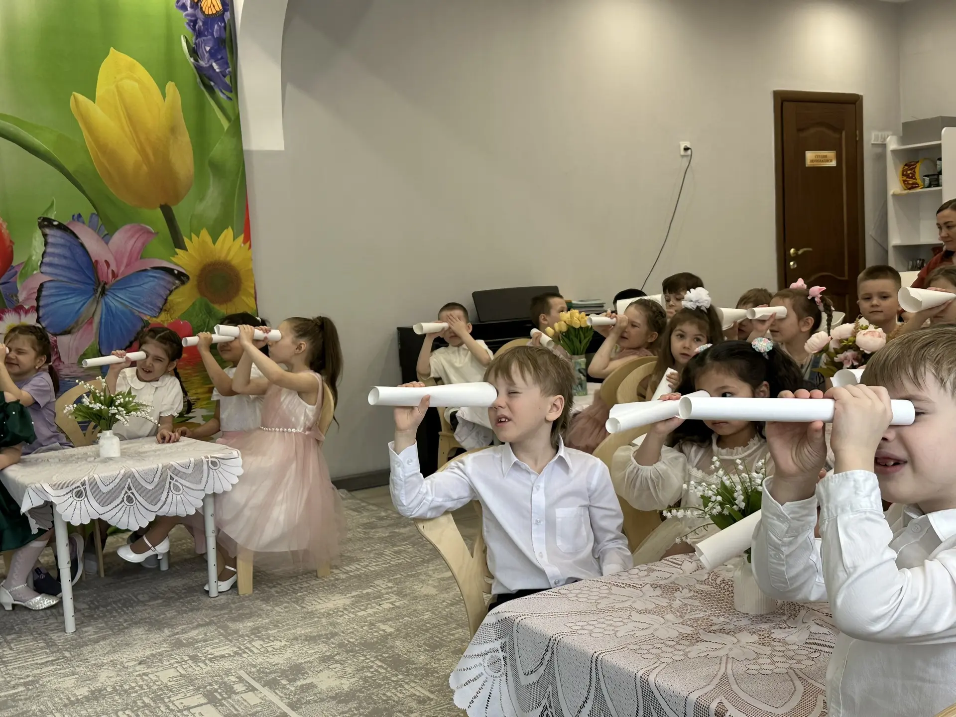 Музыкально-литературная, художественная  гостиная  "Капель вдохновения!" 

Сегодня в нашей музыкальн
