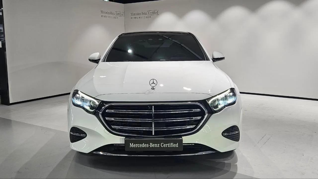 Mercedes-Benz E220d 4MATIC Exclusive