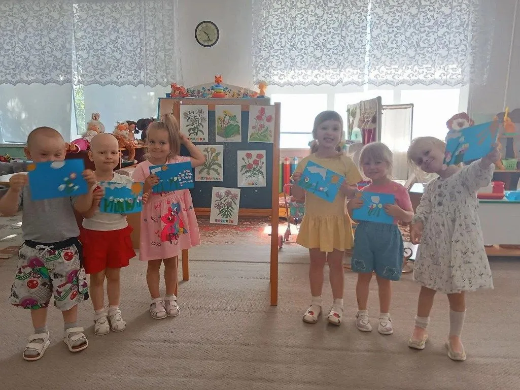 🌸 Красота и польза полевых цветов в группе «Ягодки»! 🌼🌿

Сегодня в средней группе прошло увлекате
