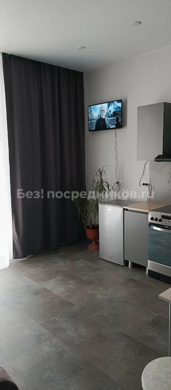 Сдам без посредников: студия, 27м²