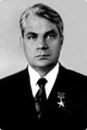 23 июня 1924 года родился главный инженер Воронежского научно-исследовательского института связи Мин