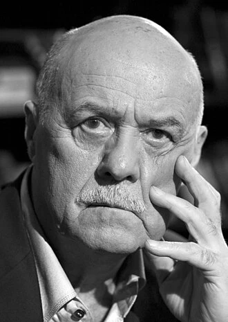 Сегодня исполняется 90 лет со дня рождения Станислава Сергеевича Говорухина — режиссёра, актёра, сце