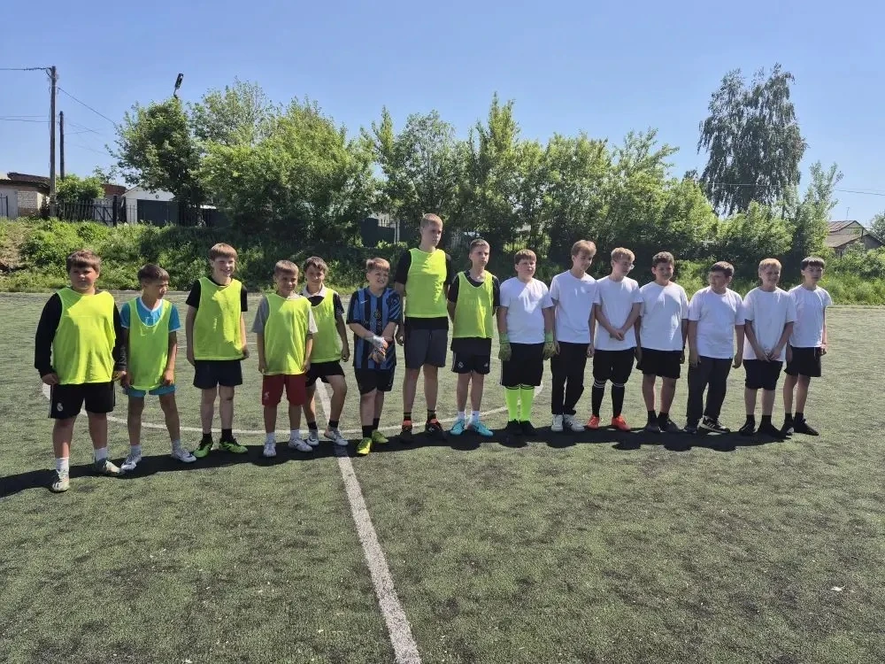 ⚽️Турнир по мини-футболу «Кожаный мяч-Школьная футбольная лига»    Сегодня на базе МБОУ «Уваровщинск