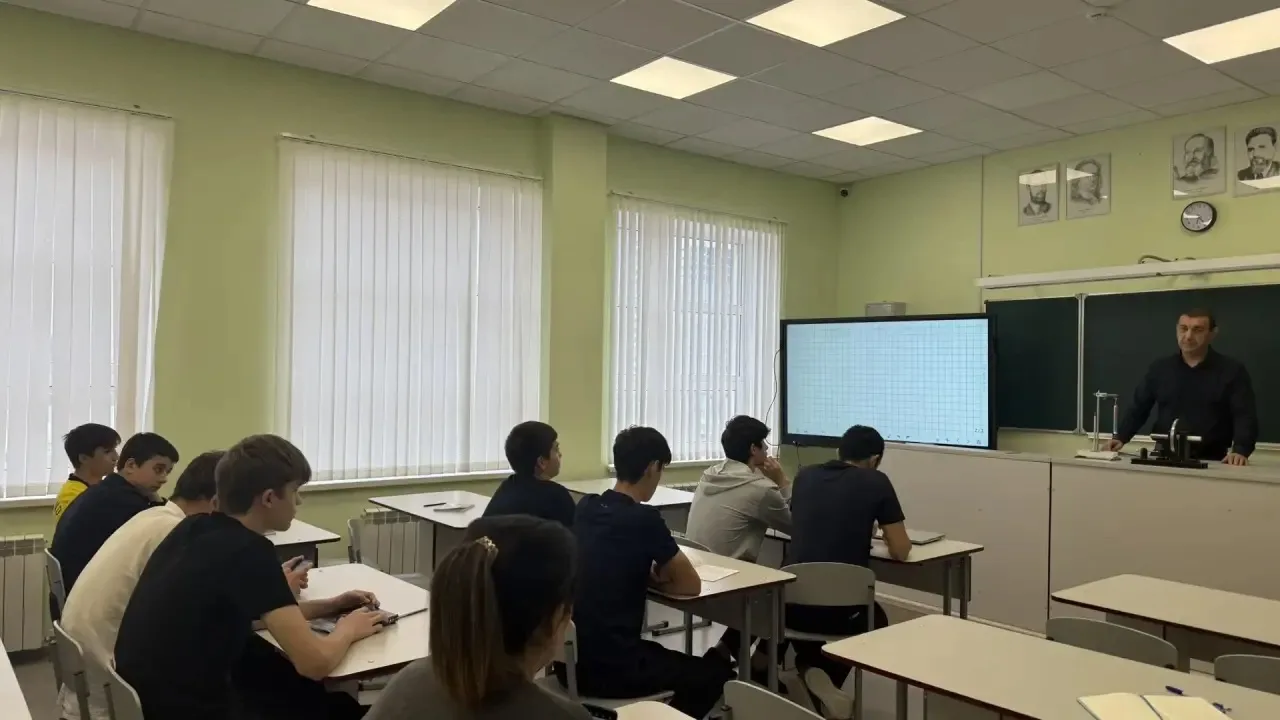Сегодня в Центре одарённых детей «Спутник» состоялось яркое завершение профильной прогр...