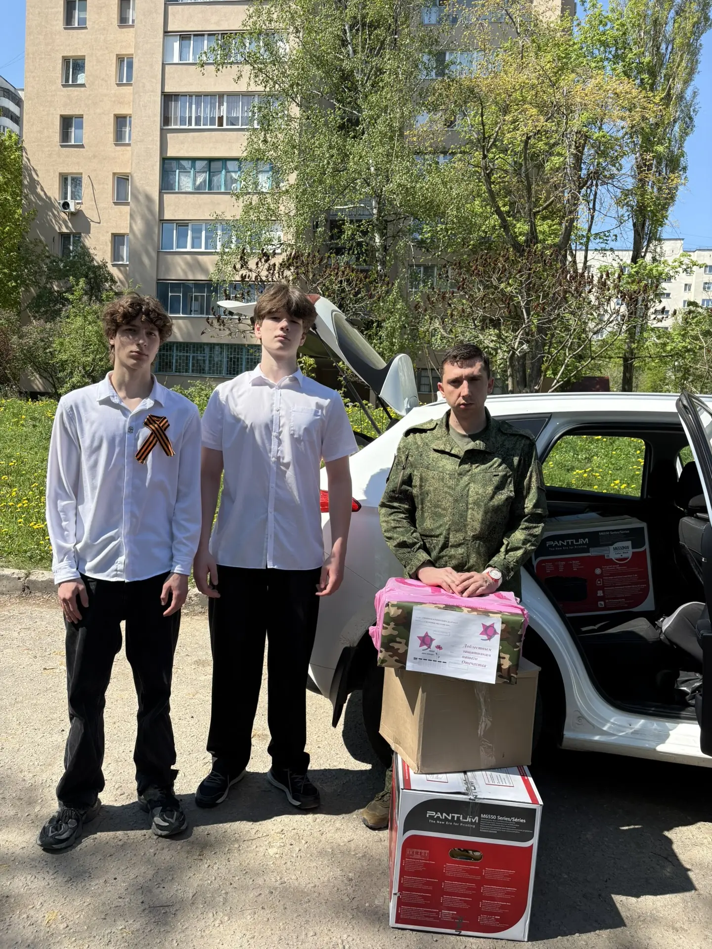 В преддверии великого праздника — Дня Победы 🇷🇺 ученики, родители и педагоги нашей школы объединилис