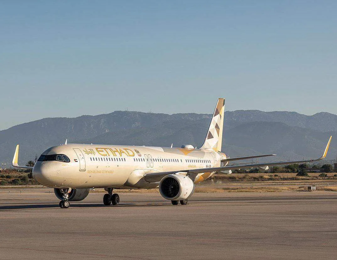 🇦🇪🇵🇱🇪🇸 Etihad запустила сразу два новых маршрута из Абу-Даби в Европу. 11 июня полетели в Крак