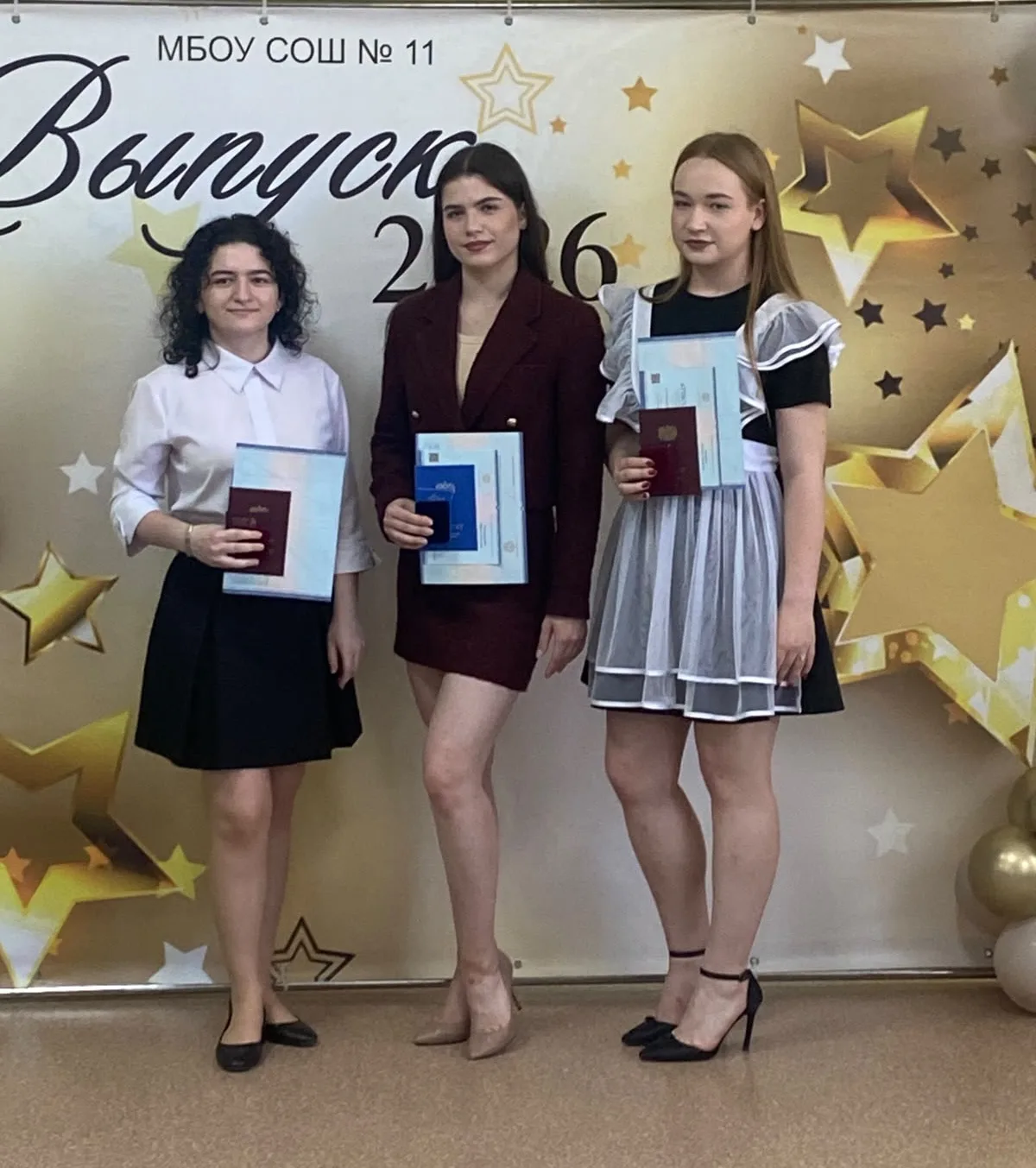 Чалтырская школа №11

✨Рубрика «Гордость школы»: наши МЕДАЛИСТЫ!

Три выпускницы 11-го класса из 9 о