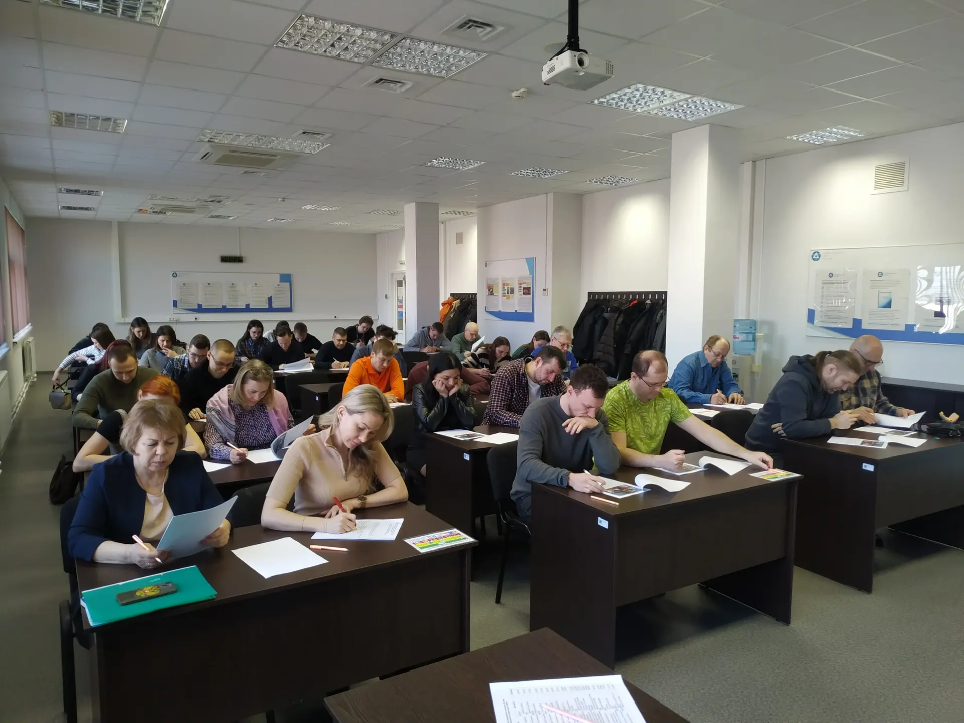Кто здесь профи по охране труда?   На Ленинградской АЭС прошёл конкурс на лучшее знание правил охран