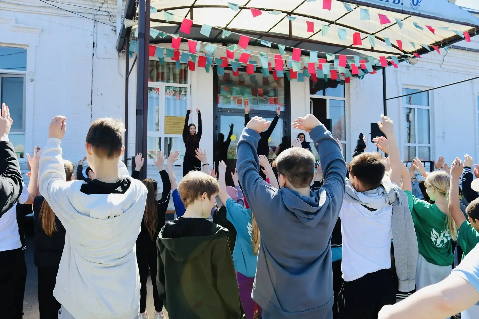 ☀️ День начинается с движения! ☀️  🙌🏻В преддверии Всемирного дня здоровья, в МАОУ МО Динской район С