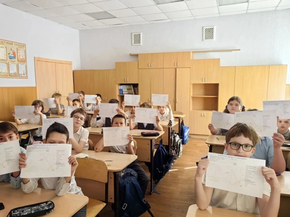 Единый классный час по безопасности 
 
Сегодня во всех классах нашей школы состоялся единый классный