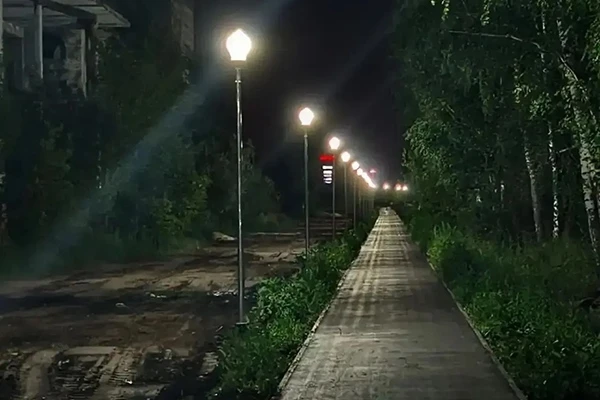 В Тольятти включили свет на новой пешеходной дорожке вдоль Хрящевского шоссе 

Об этом в пятницу, 31