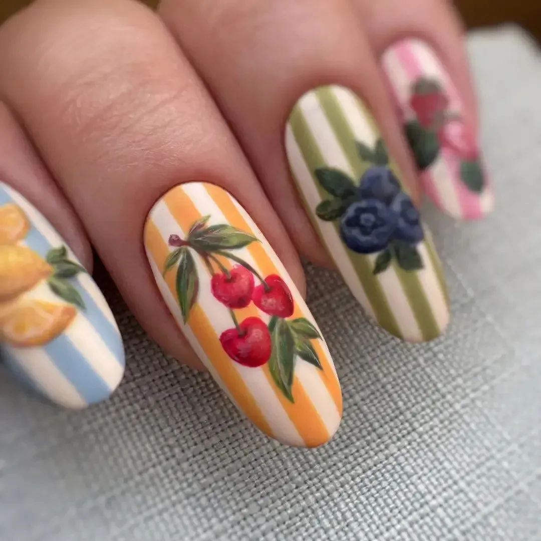🍓🍉🍒🍋🫐


Мастер poone_nailbeauty

💅 Ногти