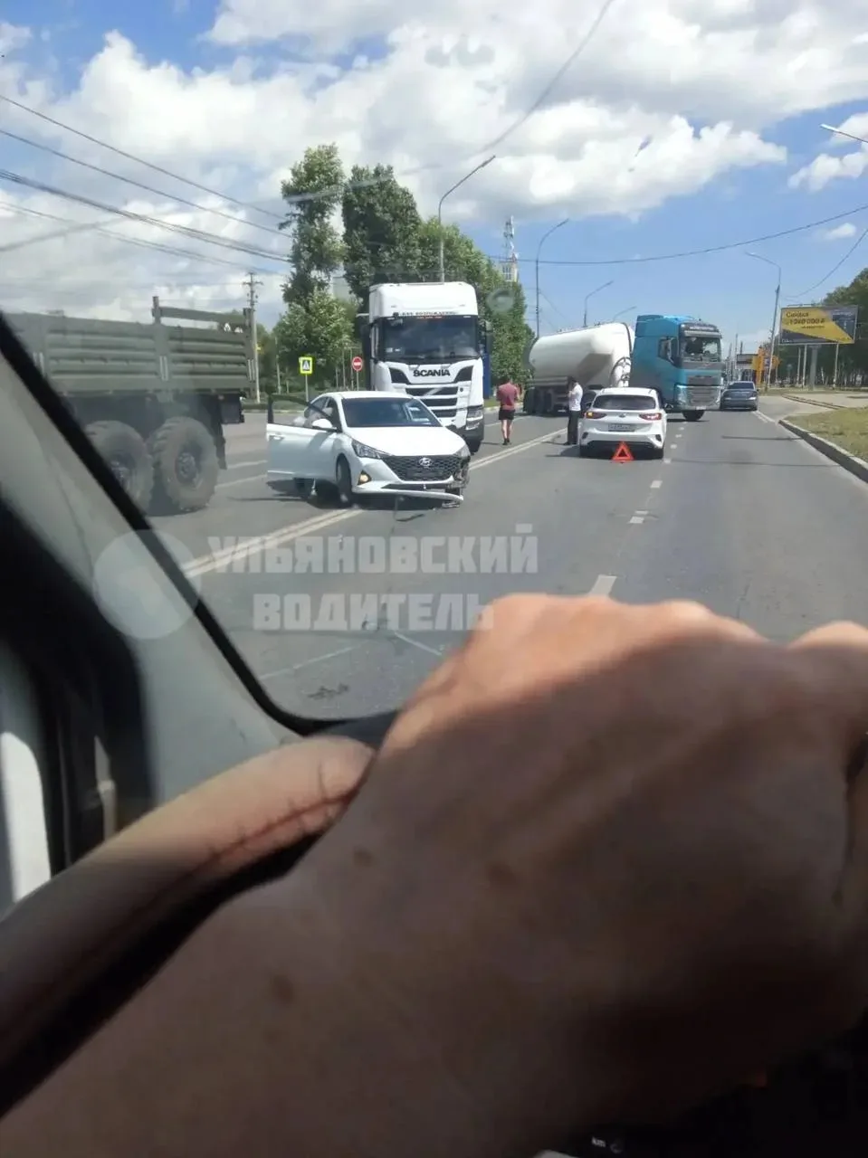 Сегодня на перекрёстке Московское шоссе и Олимпийский ДТП