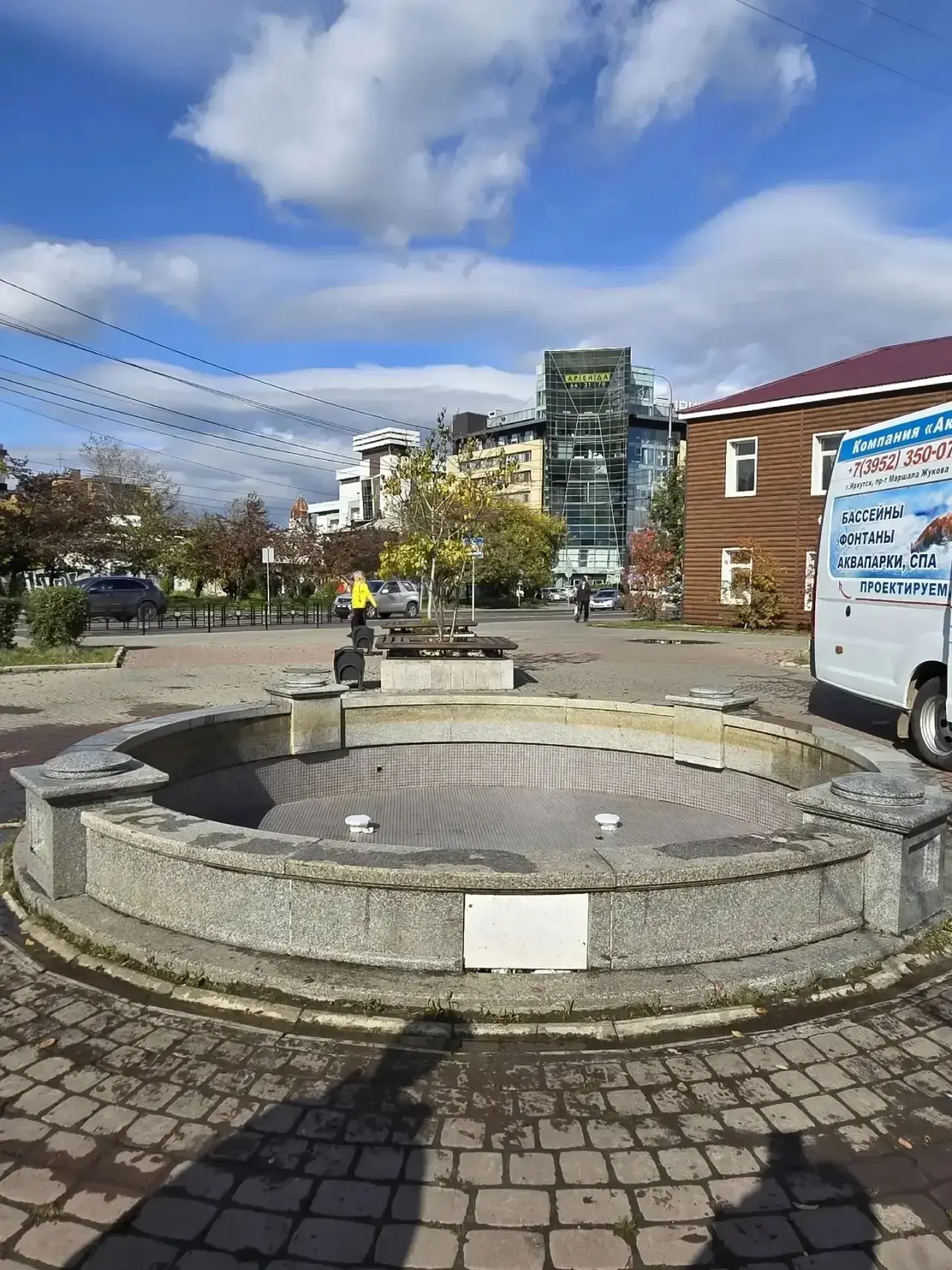 ⛲ Сезон фонтанов в Иркутске завершится 30 сентября — подрядчик уже начал их консервацию...