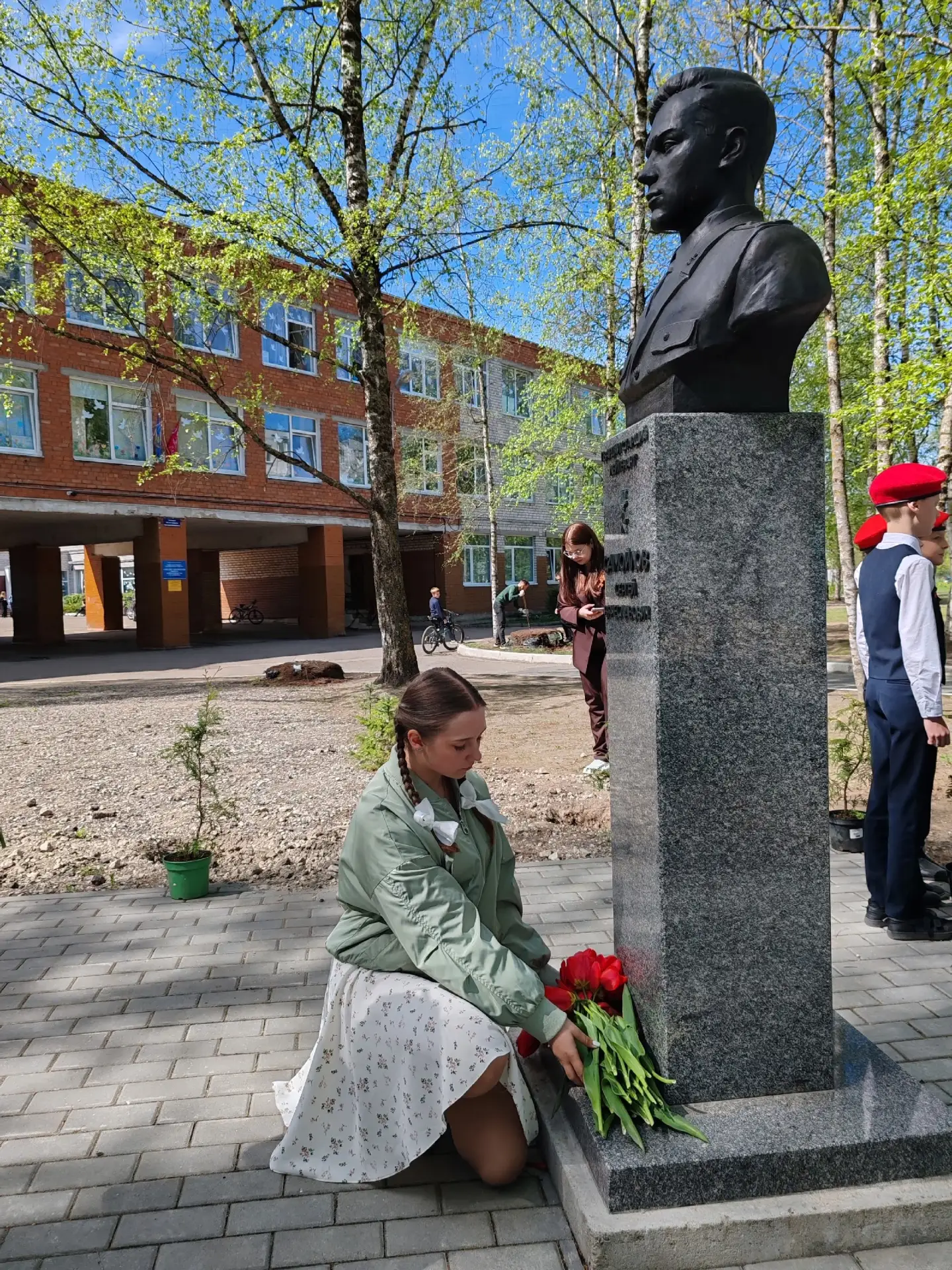 В преддверии Великой Победы в рамках регионального проекта "Зеленая область" при поддержке Министерс