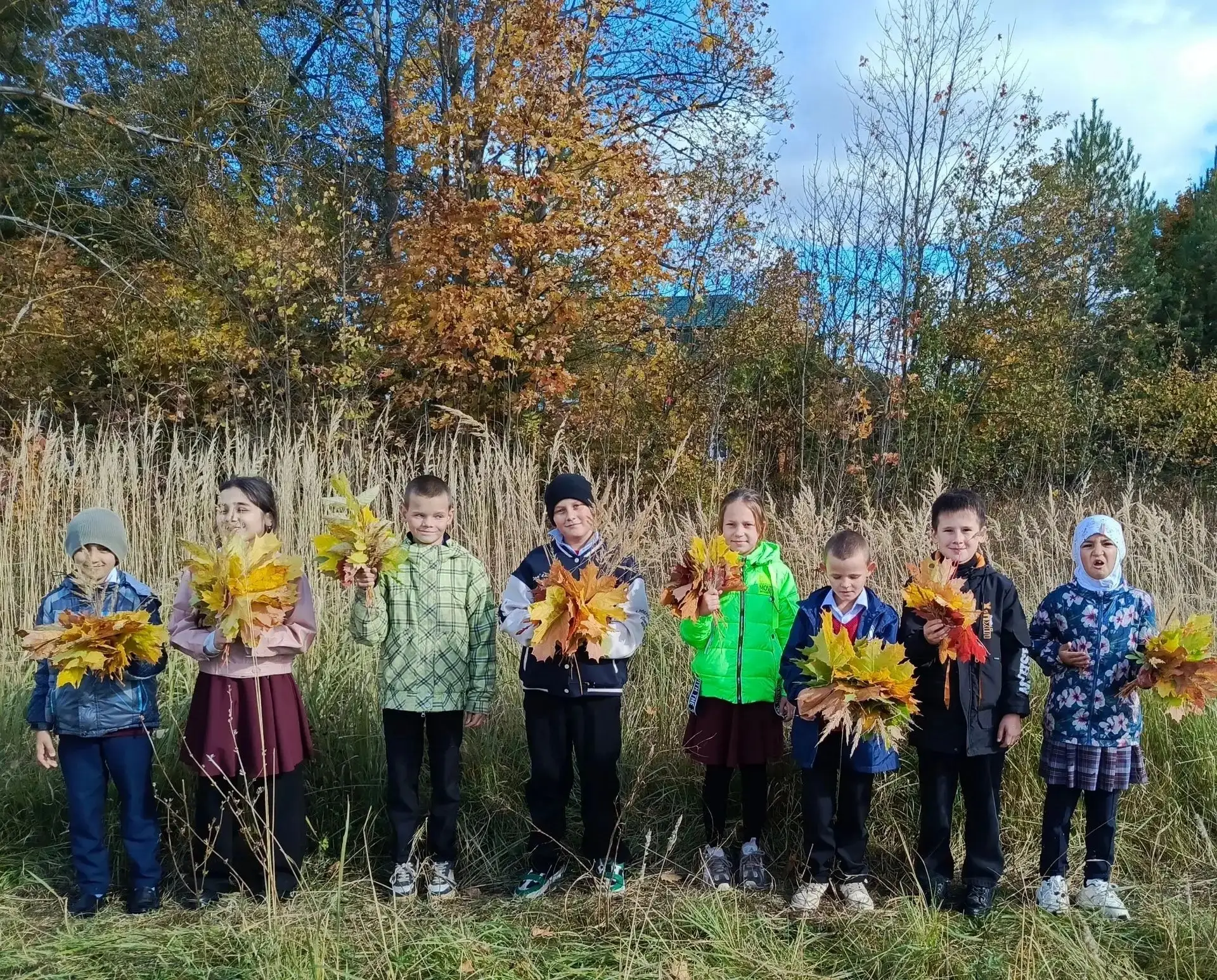 🍂 Осень дарит нам яркий букет красивых листьев, жаркое солнце и тёплые деньки. Обучающ...