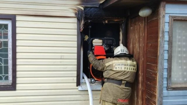 🔥 Четыре пожара произошли в Каменске-Уральском и районе за выходные