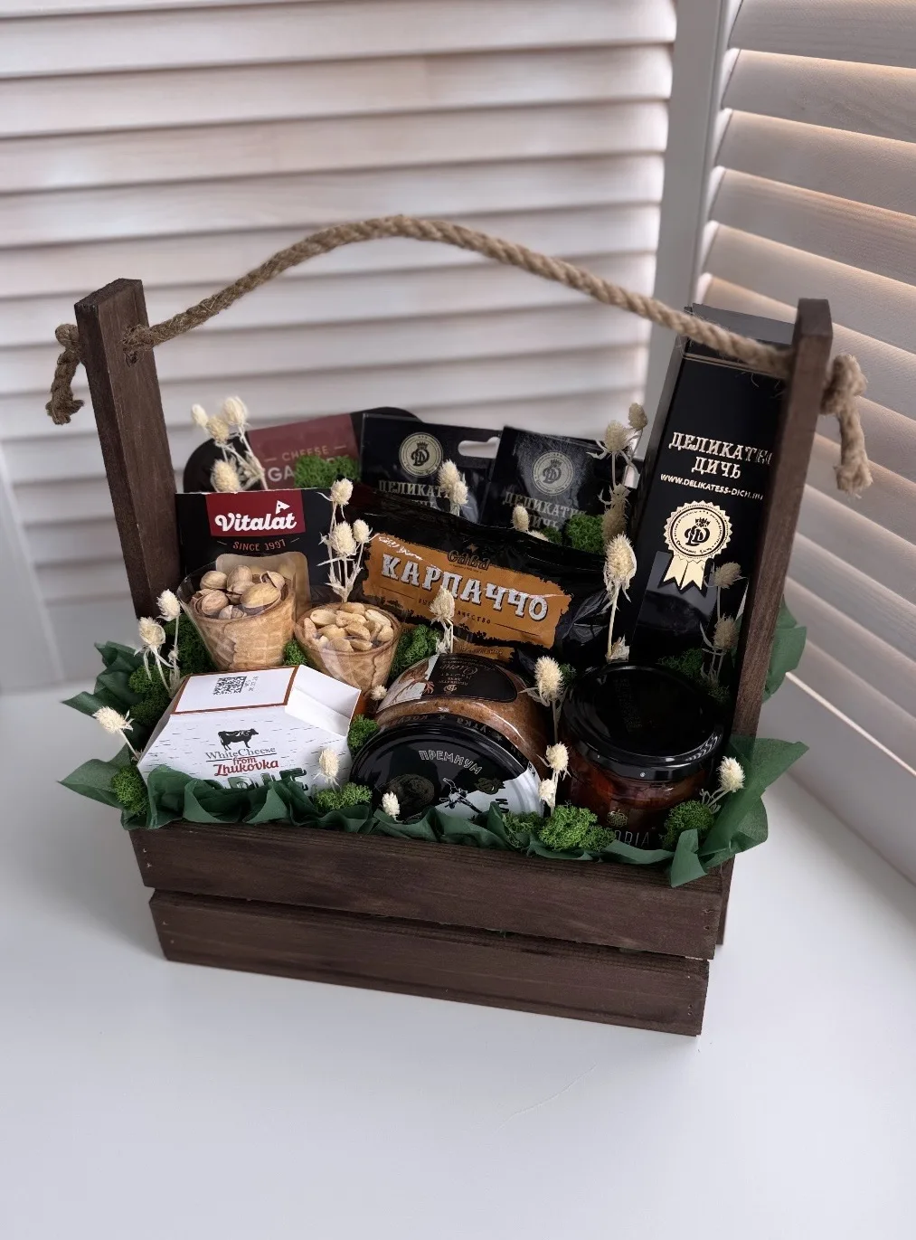 Гастрономический ящик с деликатесами из дичи в наличии - 6500 руб.🎁