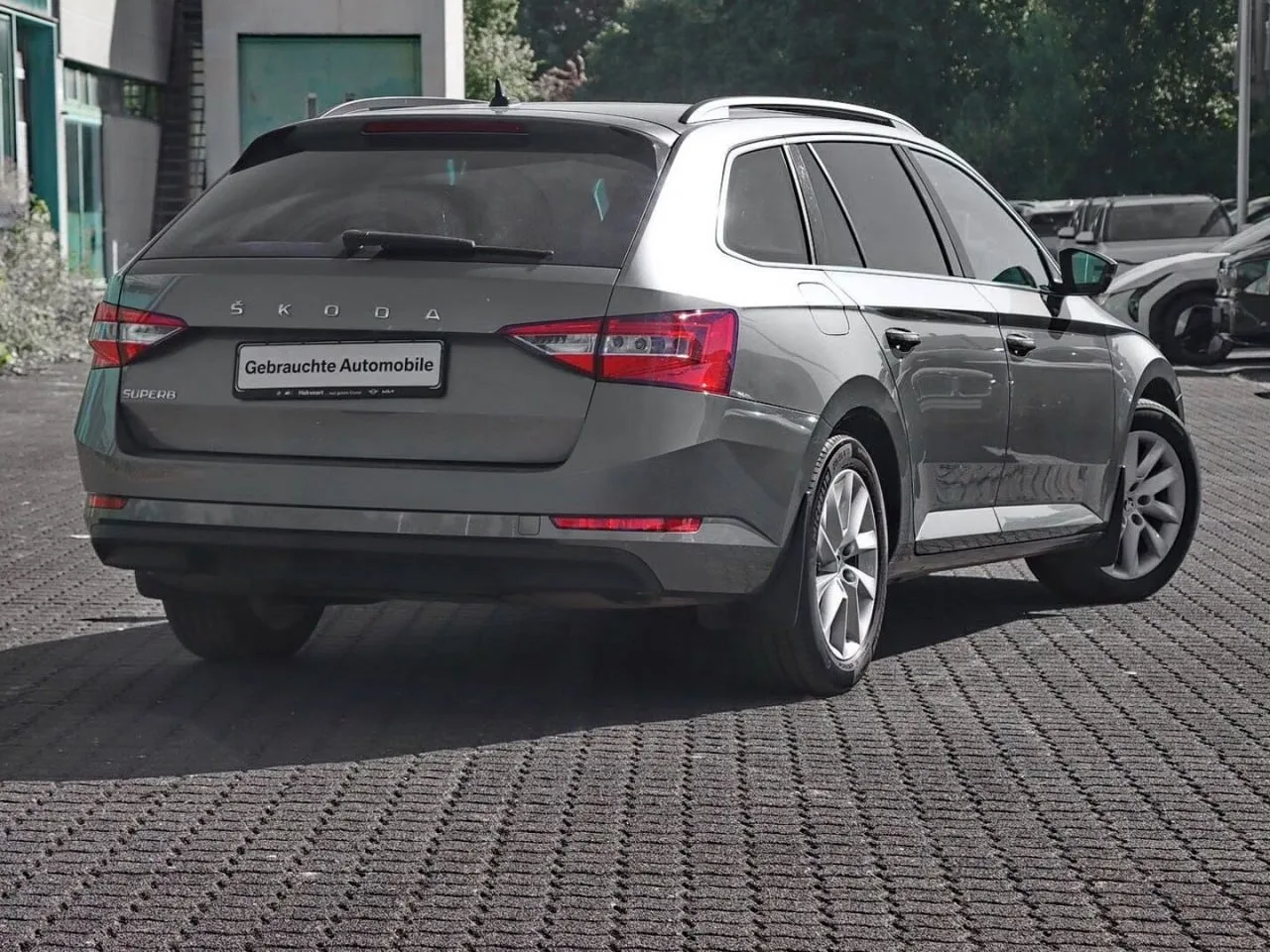 Skoda Superb 1.5 TSI Combi DSG Ambition. Огромный универсал 2023 года с пробегом всего ...