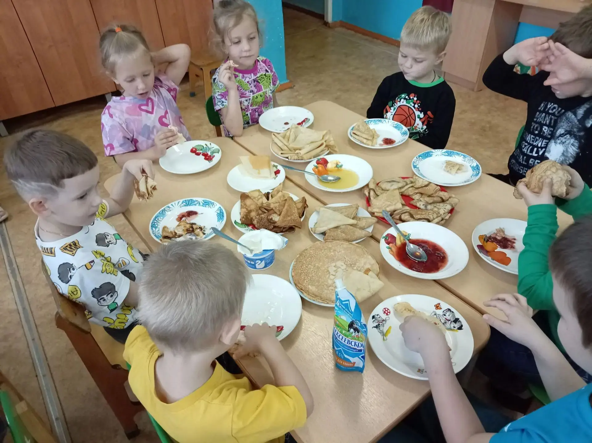 Медовый 🍯 спас — один из народных праздников, который мы с ребятами 12 группы решили о...