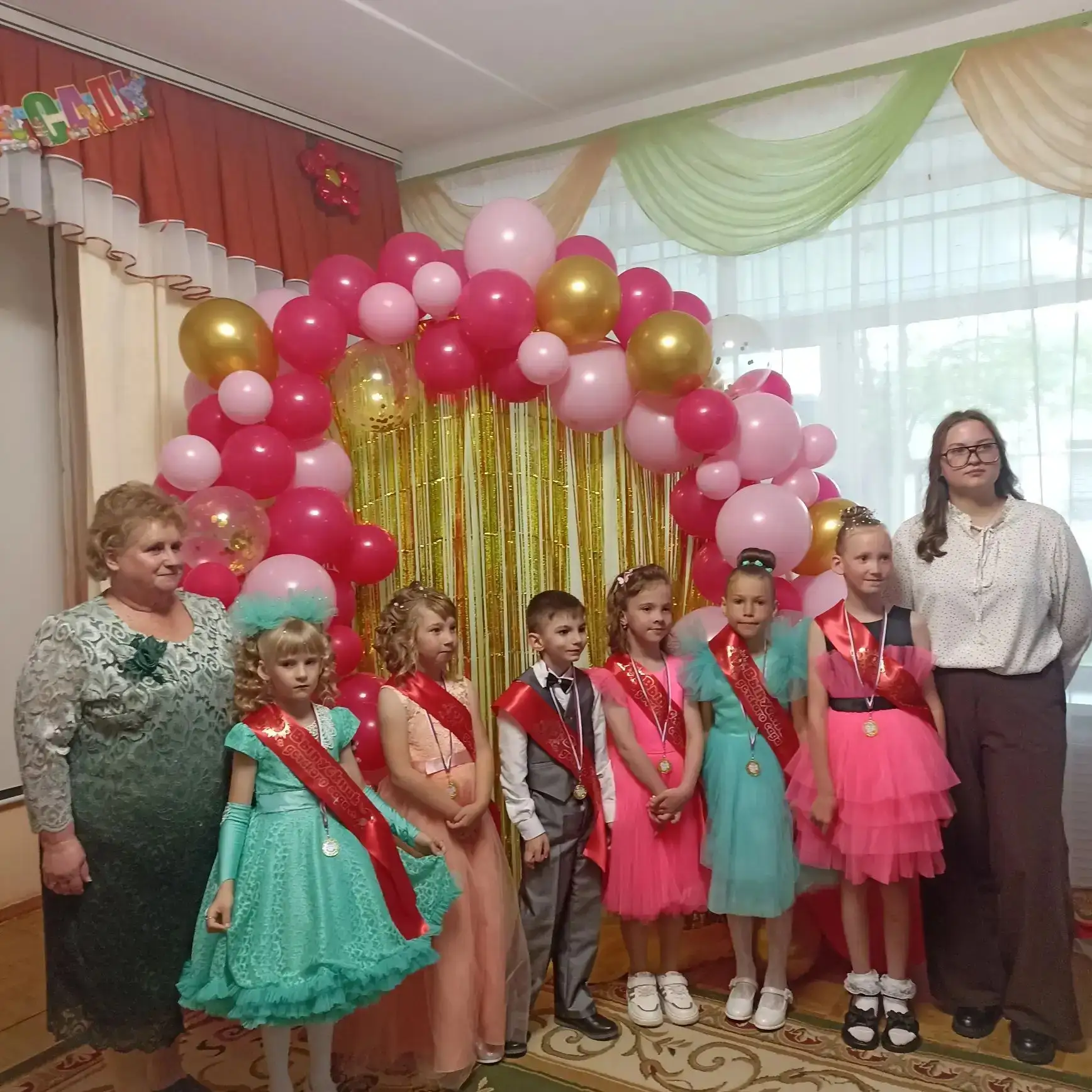 29 мая в Детском саду «Колокольчик» - структурном подразделении Овсянковской школы состоялся праздни