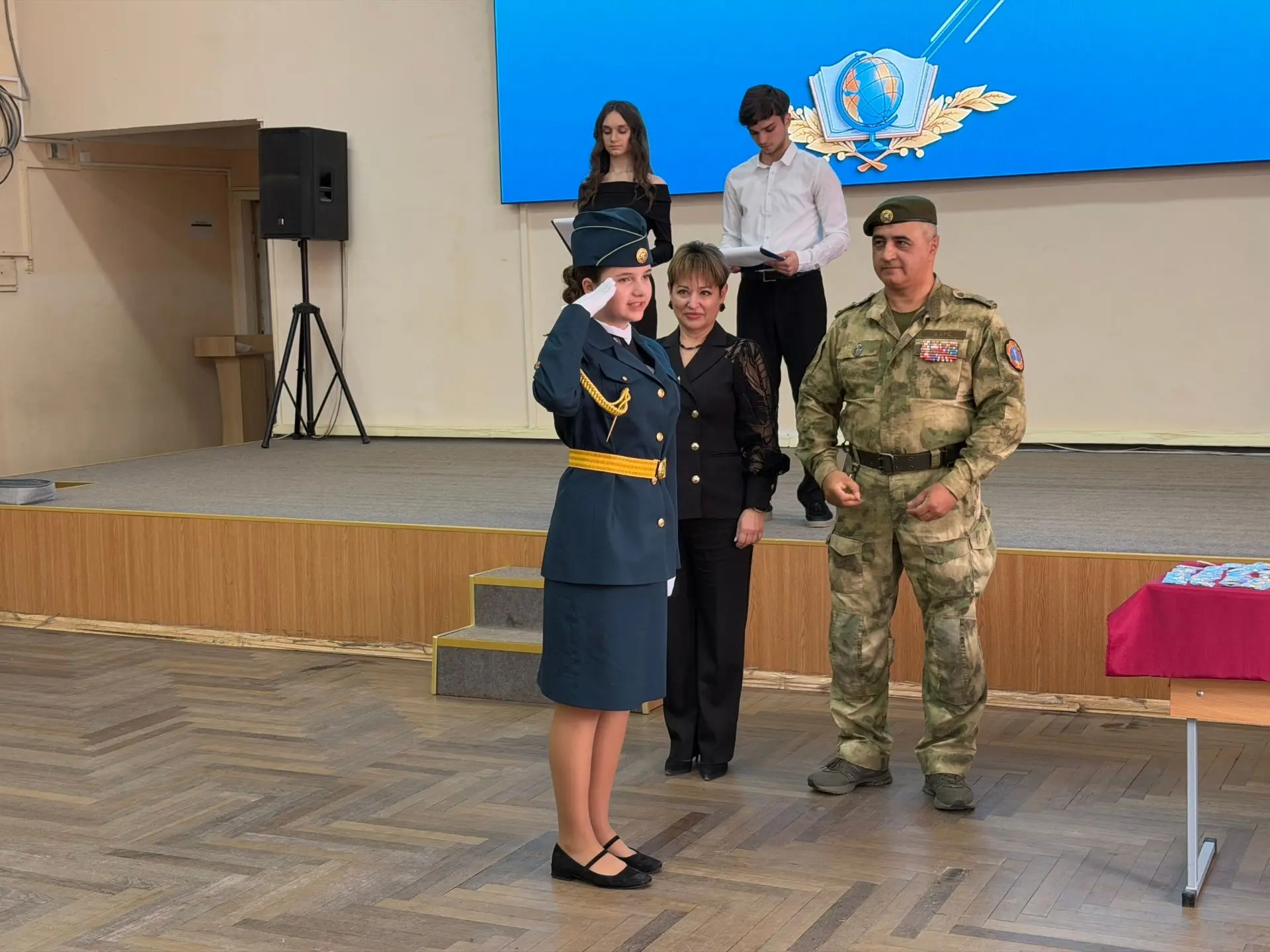 В стенах нашей школы прошла торжественная церемония, посвященная награждению кадет. Это событие стал