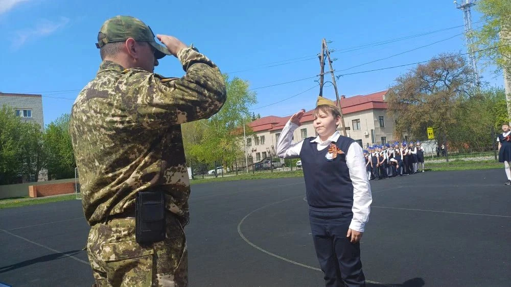 СМОТР СТРОЯ И ПЕСНИ, ПОСВЯЩЁННЫЙ 81-Й ГОДОВЩИНЕ ПОБЕДЫ В ВЕЛИКОЙ ОТЕЧЕСТВЕННОЙ ВОЙНЕ
7 мая в нашей ш